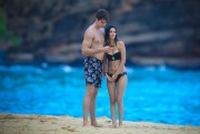 Виктория Джастис (Victoria Justice) - wearing a bikini at the beach in Hawaii, 27.08.2015 (102xHQ) 8e1668445186235