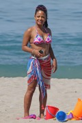 Кристина Милиан (Christina Milian) - wearing a bikini top on the set of Grandfathered in Malibu, 11.08.2015 (20xHQ) D180b8445186702