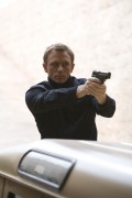 Джеймс Бонд 007 Квант милосердия / James Bond 007 Quantum of Solace (Дэниэл Крэйг, Ольга Куриленко, 2008) 56712f445997207