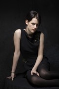 Кристен Стюарт (Kristen Stewart) Dan MacMedan Photoshoot - The USA Today Portraits, November 6, 2009 (19xHQ) 89dbc0447568072