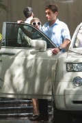 Лэди Гага / Lady Gaga - exits Chateau Marmont in a white Rolls Royce in West Hollywood, 15.10.2015 (34xHQ) Bb8e84447952202