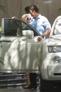 Лэди Гага / Lady Gaga - exits Chateau Marmont in a white Rolls Royce in West Hollywood, 15.10.2015 (34xHQ) Ddbe63447952204