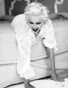 Мадонна (Madonna) Patrick Demarchelier Photoshoot for Bedtime Stories, 1994 (21xHQ) 782a9e449442210