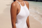 Наташа Окли (Natasha Oakley) - Amahlia Stevens of Vitamin A Designer Swimwear 3d09e1450920596