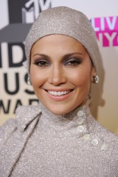 Jennifer Lopez - Jennifer Lopez - MTV Video Music Awards 2006 (35хHQ) 52d02d451067417