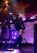 Деми Ловато (Demi Lovato) performing at Wild 94.9's Jingle Ball at the Oracle Arena in Oakland, California, 03.12.2015 (120xHQ) 482c54453110425