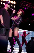 Дженнифер Лопез (Jennifer Lopez) performs Onstage during The Megaton at Madison Square Garden in New York City, 28.10.2015 - 24xHQ 4254c4455018269