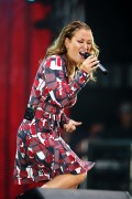Анастейша (Anastacia) performs on stage during the Concert For Diana at Wembley - 7xHQ 6cea54455015626