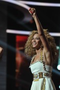 Бейонсе (Beyonce) Performs on X-Factor France (June 28, 2011) (53xHQ) 8ba8a2455179795
