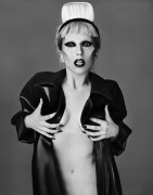 Лэди Гага (Lady Gaga) Mariano Vivanco Photoshoot 2011 - 14xHQ E07796471868348