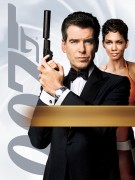 Джеймс Бонд 007: Умри, но не сейчас / Die another day (Холли Берри, Пирс Броснан, 2002) E0cf87472249062