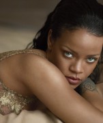Рианна (Rihanna) Mert Alas and Marcus Piggott Photoshoot for Vоgue US April 2016 (5xHQ) 72de90472419600