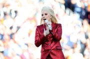 Лэди Гага (Lady Gaga) sings the National Anthem at Super Bowl 50 at Levi's Stadium (Santa Clara, 07.02.2016) - 56хHQ 0cb881472488747