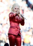 Лэди Гага (Lady Gaga) sings the National Anthem at Super Bowl 50 at Levi's Stadium (Santa Clara, 07.02.2016) - 56хHQ 2bccad472489752