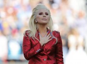 Лэди Гага (Lady Gaga) sings the National Anthem at Super Bowl 50 at Levi's Stadium (Santa Clara, 07.02.2016) - 56хHQ 344447472489360