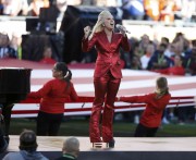 Лэди Гага (Lady Gaga) sings the National Anthem at Super Bowl 50 at Levi's Stadium (Santa Clara, 07.02.2016) - 56хHQ 8fd002472488625