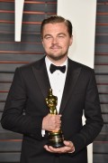 Леонардо ДиКаприо (Leonardo DiCaprio) Vanity Fair Oscar Party hosted by Graydon Carter in Beverly Hills, 28.02.2016 (95xHQ) 0536d6472810092