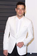 Рами Малек (Rami Malek) Vanity Fair Oscar Party at the Wallis Annenberg Center (Beverly Hills, 28.02.2016) - 19xНQ 2d57b2472811432