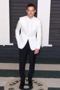 Рами Малек (Rami Malek) Vanity Fair Oscar Party at the Wallis Annenberg Center (Beverly Hills, 28.02.2016) - 19xНQ 6058d8472811625