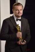 Леонардо ДиКаприо (Leonardo DiCaprio) Vanity Fair Oscar Party hosted by Graydon Carter in Beverly Hills, 28.02.2016 (95xHQ) 724c4e472810205