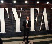 Леонардо ДиКаприо (Leonardo DiCaprio) Vanity Fair Oscar Party hosted by Graydon Carter in Beverly Hills, 28.02.2016 (95xHQ) Eeb7b9472810367