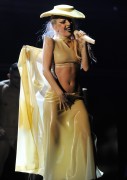 Лэди Гага (Lady Gaga) 53rd Annual GRAMMY Awards, show (2011-02-13) - 199xHQ C2af15473508221