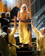 Лэди Гага (Lady Gaga) 53rd Annual GRAMMY Awards, show (2011-02-13) - 199xHQ E7f0c4473508191