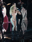Лэди Гага (Lady Gaga) MTV Video Music Awards at the Barclays Center, show (New York, 25.08.2013) - 276xHQ 47f759473526951