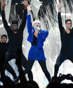 Лэди Гага (Lady Gaga) MTV Video Music Awards at the Barclays Center, show (New York, 25.08.2013) - 276xHQ 563dea473525260