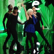 Лэди Гага (Lady Gaga) MTV Video Music Awards at the Barclays Center, show (New York, 25.08.2013) - 276xHQ 69b355473524560