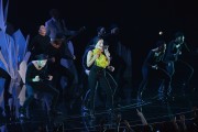 Лэди Гага (Lady Gaga) MTV Video Music Awards at the Barclays Center, show (New York, 25.08.2013) - 276xHQ 6b0305473522964