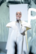Лэди Гага (Lady Gaga) MTV Video Music Awards at the Barclays Center, show (New York, 25.08.2013) - 276xHQ 6cf51b473525374