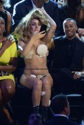 Лэди Гага (Lady Gaga) MTV Video Music Awards at the Barclays Center, show (New York, 25.08.2013) - 276xHQ Cc48c2473522853