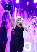 Лэди Гага (Lady Gaga) MTV Video Music Awards at the Barclays Center, show (New York, 25.08.2013) - 276xHQ E58182473525270