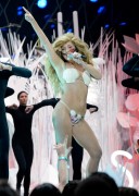 Лэди Гага (Lady Gaga) MTV Video Music Awards at the Barclays Center, show (New York, 25.08.2013) - 276xHQ Eba1ec473525009