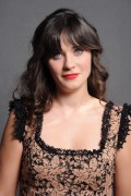 Зои Дешанель (Zooey Deschanel) Teen Choice Awards Portraits by Kristian Dowling (Universal City, August 7, 2011) (2xHQ) 0086a5473566189