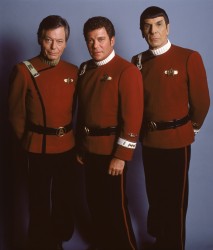 Звёздный путь 4 : Путешествие домой / Star Trek 4 : The Voyage Home (1986) 04c91d473718374