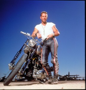 Харлей Дэвидсон и ковбой Мальборо / Harley Davidson and the Marlboro Man (Микки Рурк, Дон Джонсон, 1991) Be48ee474500077