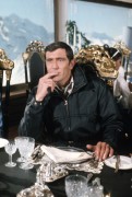  Джеймс Бонд 007: На секретной службе ее Величества / On Her Majesty's Secret Service (1969) Afa78c474632198