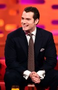 Генри Кавилл (Henry Cavill) 'The Graham Norton Show' at The London Studios in London (March 21, 2016) - 7xHQ 5afd0a474708239