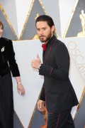 Джаред Лето (Jared Leto) 88th Annual Academy Awards at Hollywood & Highland Center in Hollywood (February 28, 2016) (105xHQ) 70cf36474709539