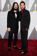 Джаред Лето (Jared Leto) 88th Annual Academy Awards at Hollywood & Highland Center in Hollywood (February 28, 2016) (105xHQ) Fb65a9474709308