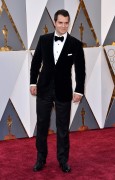 Генри Кавилл (Henry Cavill) 88th Annual Academy Awards at Hollywood & Highland Center in Hollywood (February 28, 2016) - 41xHQ 038438474715988