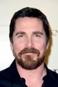 Кристиан Бэйл (Christian Bale) Premiere of Broad Green Pictures' 'Knight Of Cups' in Los Angeles, California (March 1, 2016) - 69xHQ 2f5268474717478