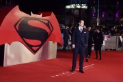 Генри Кавилл (Henry Cavill) European Premiere of 'Batman V Superman Dawn Of Justice' at Odeon Leicester Square in London (March 22, 2016) - 109xHQ 439b11474715281