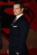 Генри Кавилл (Henry Cavill) European Premiere of 'Batman V Superman Dawn Of Justice' at Odeon Leicester Square in London (March 22, 2016) - 109xHQ 452ddc474715133