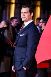 Henry Cavill - European Premiere of 'Batman V Superman Dawn Of Justice' at Odeon Leicester Square in London (March 22, 2016) - 40xHQ 5a466a474714273