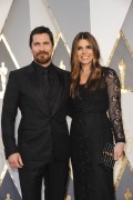 Кристиан Бэйл (Christian Bale) 88th Annual Academy Awards held at the Dolby Theatre in Hollywood, Los Angeles, California (February 28, 2016) - 42xHQ 6cd397474716704