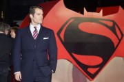 Генри Кавилл (Henry Cavill) European Premiere of 'Batman V Superman Dawn Of Justice' at Odeon Leicester Square in London (March 22, 2016) - 109xHQ 8171e2474715272