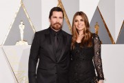 Кристиан Бэйл (Christian Bale) 88th Annual Academy Awards held at the Dolby Theatre in Hollywood, Los Angeles, California (February 28, 2016) - 42xHQ 8bb3cc474716433